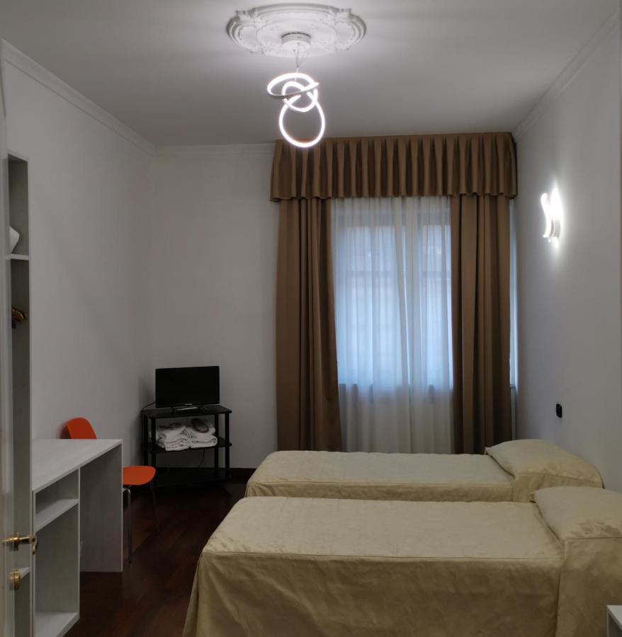 Guesthouse Central Station Group - Via Sammartini 15 밀라노 외부 사진
